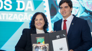 Leia mais sobre o artigo Ministério das Comunicações e Correios lançam selo em comemoração aos 40 anos da redemocratização do Brasil