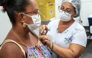 Leia mais sobre o artigo BAHIA: Mobilização pretende vacinar 6,3 milhões de pessoas contra a gripe no estado
