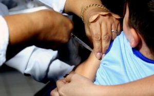 Leia mais sobre o artigo MATO GROSSO: Mobilização pretende vacinar 1,4 milhão de pessoas contra a gripe no estado