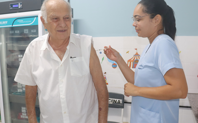 Você está visualizando atualmente NATAL (RN): Vacina contra gripe disponível nas unidades de saúde da capital protege contra H1N1, H3N2 e tipo B