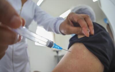 Leia mais sobre o artigo Vacina da gripe disponível em Curitiba (PR); veja quem pode se imunizar