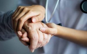 Leia mais sobre o artigo Postos de trabalho de enfermagem crescem 46% no Centro-Oeste em cinco anos, diz estudo