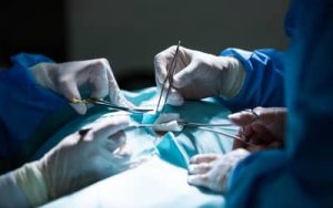 Leia mais sobre o artigo Transplante de fígado: 2,3 mil pessoas aguardam cirurgia no Brasil