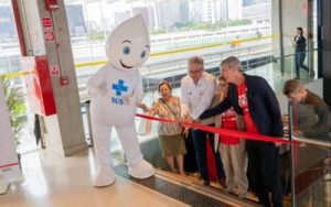 Leia mais sobre o artigo Brasil registra menor número de mortes por Aids em 32 anos e inaugura exposição sobre 40 anos de combate à doença