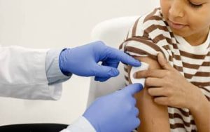 Leia mais sobre o artigo Vacinação no Nordeste: autoridades alertam para risco de reintrodução do sarampo